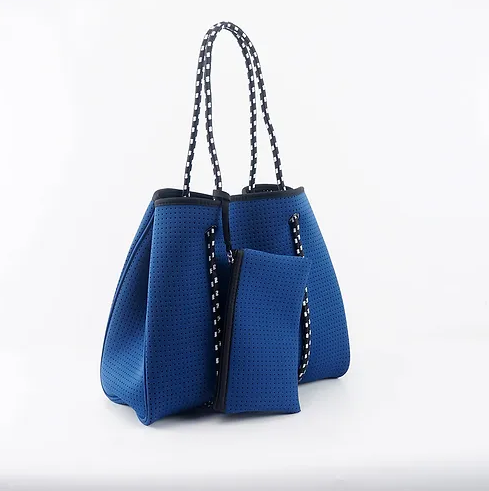 🔥 Meistverkaufte Strandtasche aus perforiertem Neopren – stilvolle und funktionelle Damenhandtasche