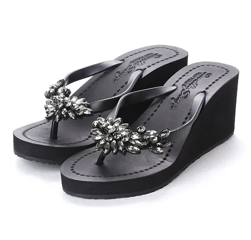 Manhattan (Schwarz) - Hoher Keilabsatzschuh für Damen